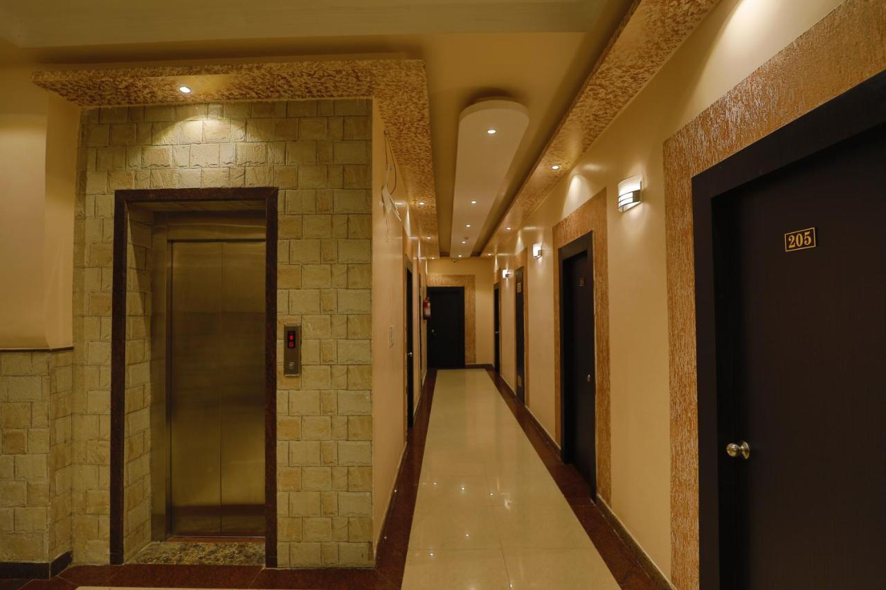 The Park Presidency Hotel Bareilly Esterno foto