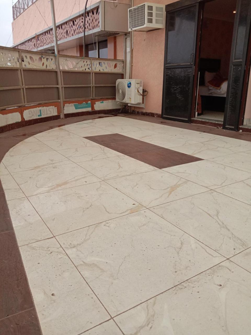 The Park Presidency Hotel Bareilly Esterno foto