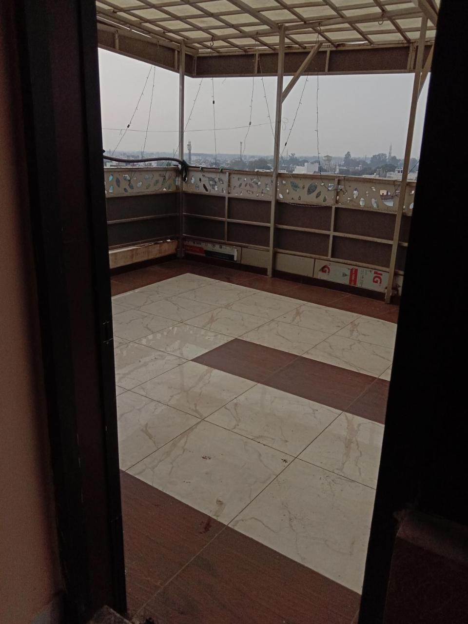 The Park Presidency Hotel Bareilly Esterno foto